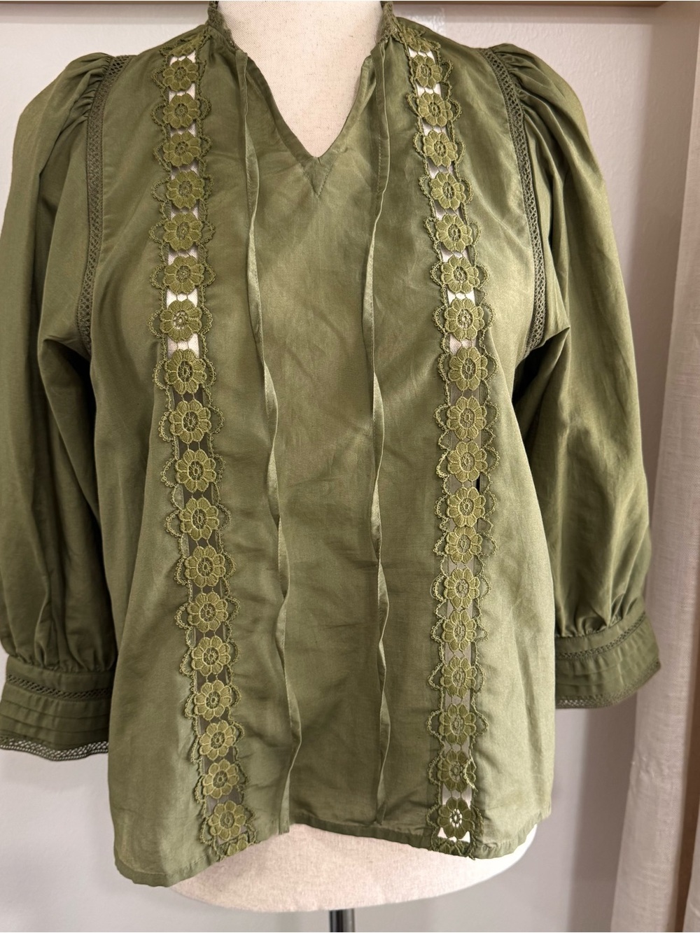 Emily Lovelock Cotton Silk Olive Lace Puff Sleeve Romantic Cottage Blouse XS